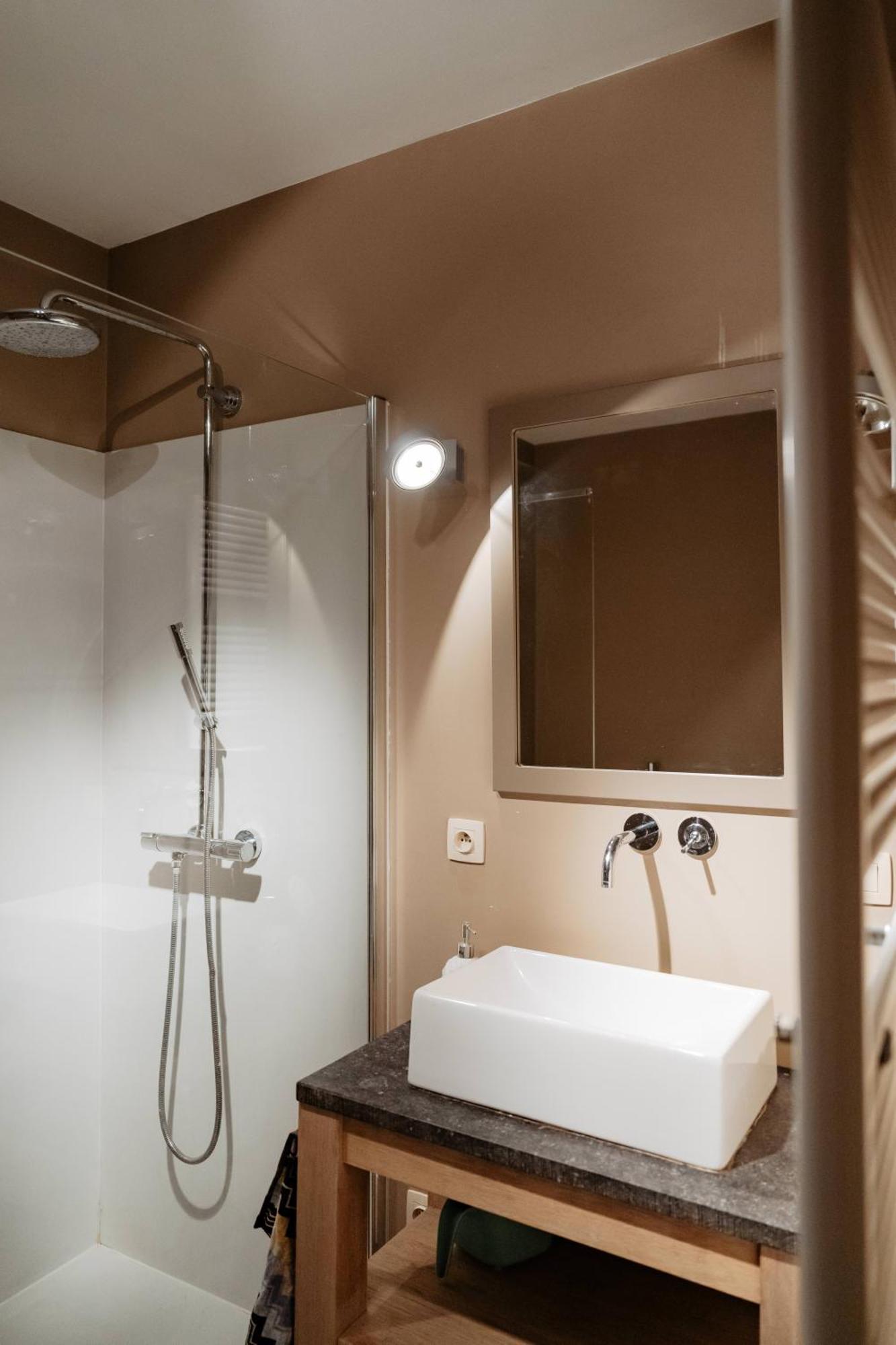 Zonnig Appartement Met Prachtig Uitzicht Op A+Locatie アントウェルペン エクステリア 写真